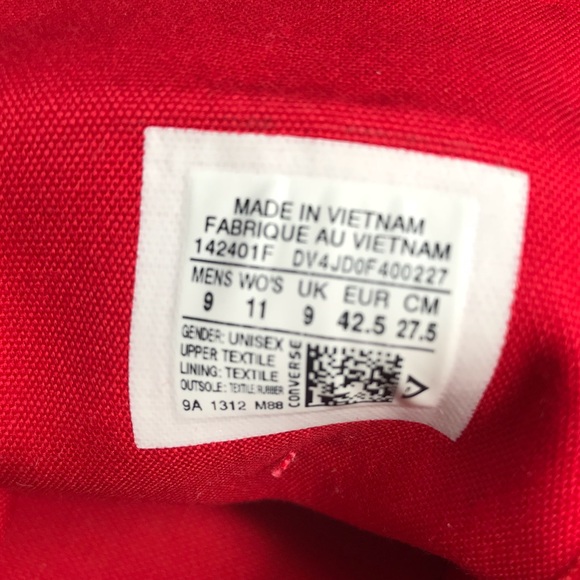 NWT Converse CT HI Red M AUTHENTIC - Picture 6 of 6